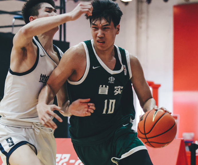 关于全明星赛转会期再迎强敌，广东宏远扳平良机，主帅态度——更衣室稳定，心理建设被强调的信息