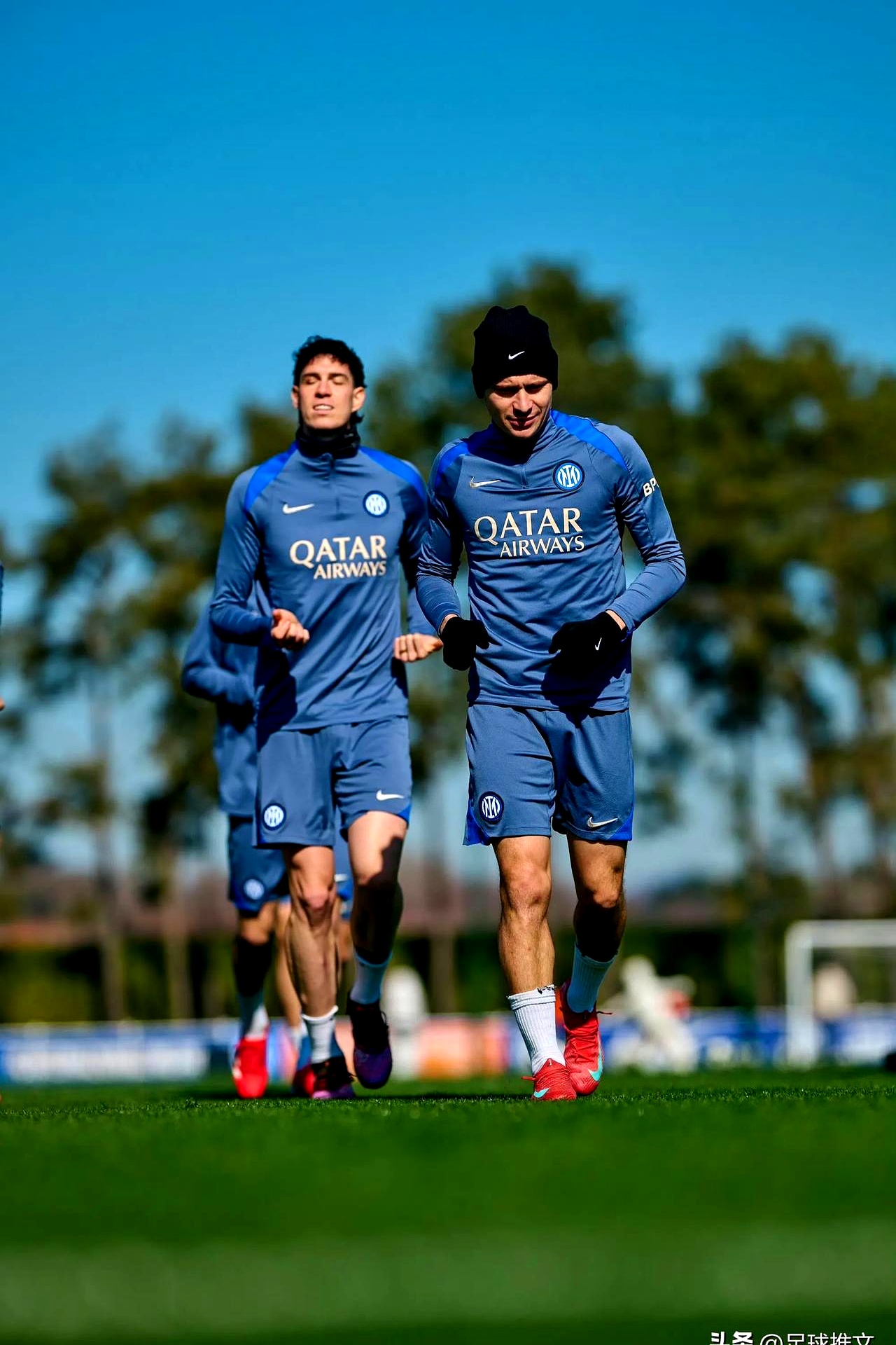 包含国际米兰发布备战花絮；赛后防线松动；亚冠任务艰巨；球探报告显示潜力的词条