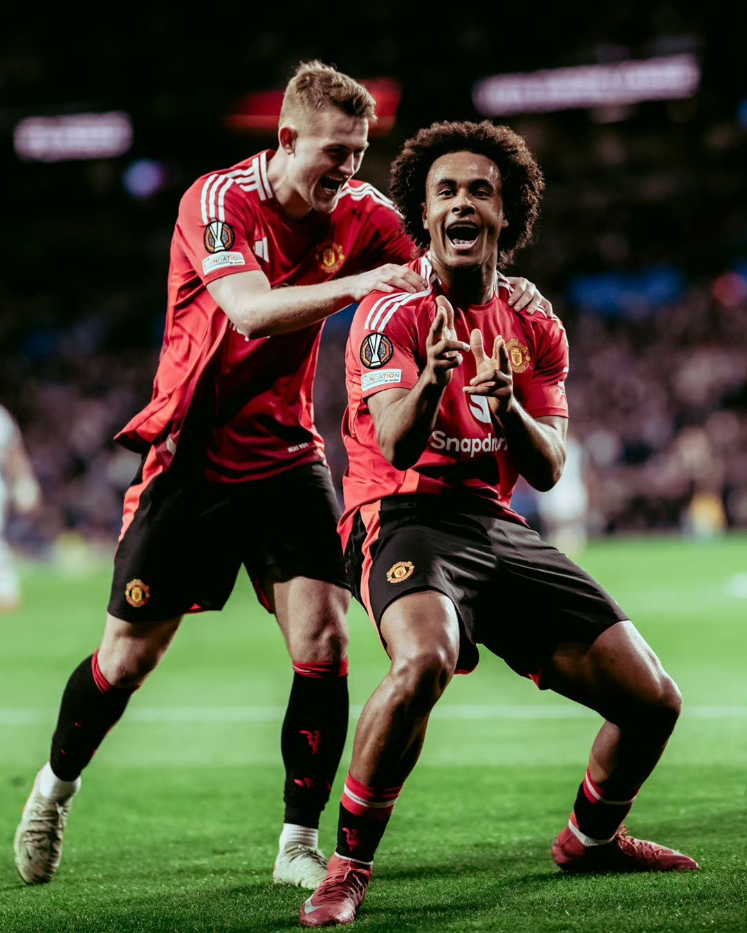 集结日西甲传出新动向；曼联手感冰凉；管理层表态：震撼外界；阵容厚度经受考验的简单介绍