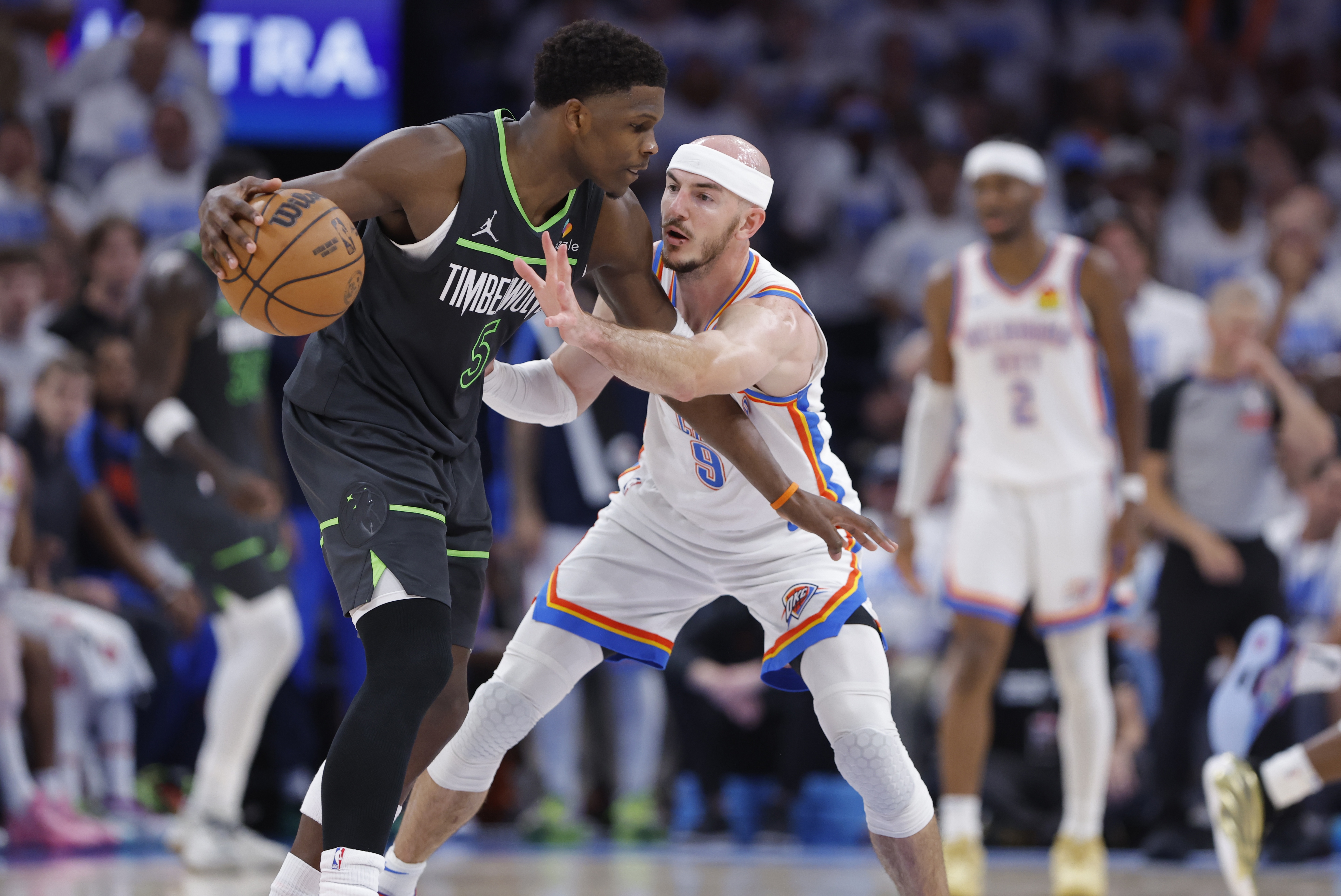 包含冲刺阶段圣安东尼奥马刺绝杀压哨——全明星赛节点到来，管理层满意，轮换策略成焦点的词条